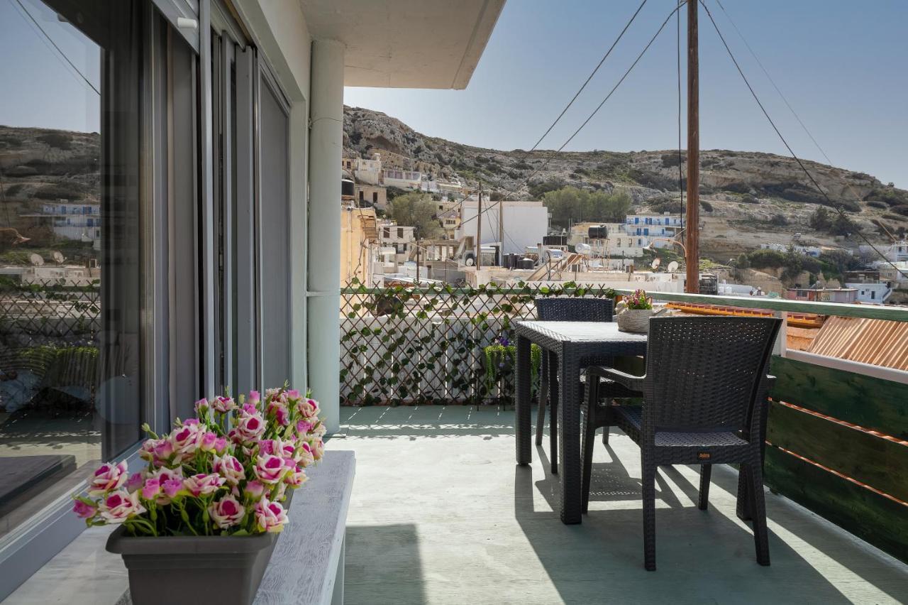 Flores Playa Matala Exterior foto